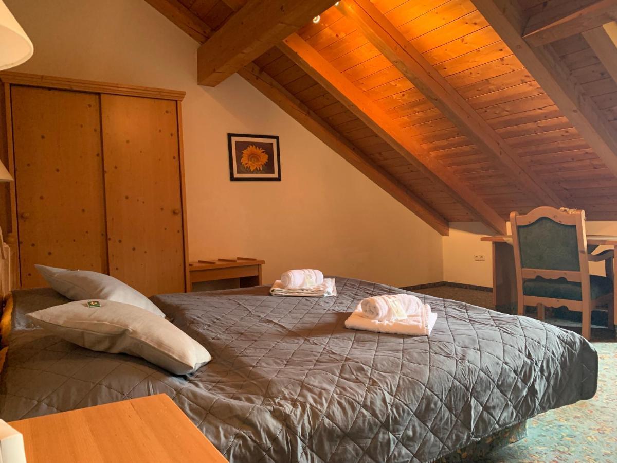 Gasthof Sonnenheim Saaldorf エクステリア 写真