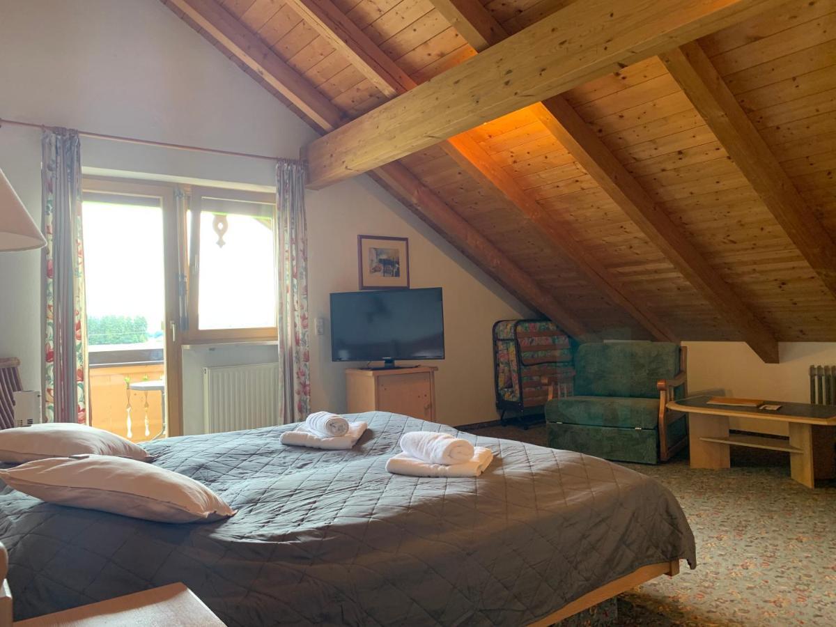 Gasthof Sonnenheim Saaldorf エクステリア 写真