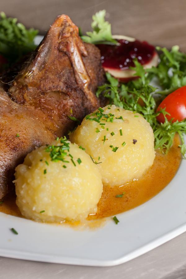 Gasthof Sonnenheim Saaldorf エクステリア 写真